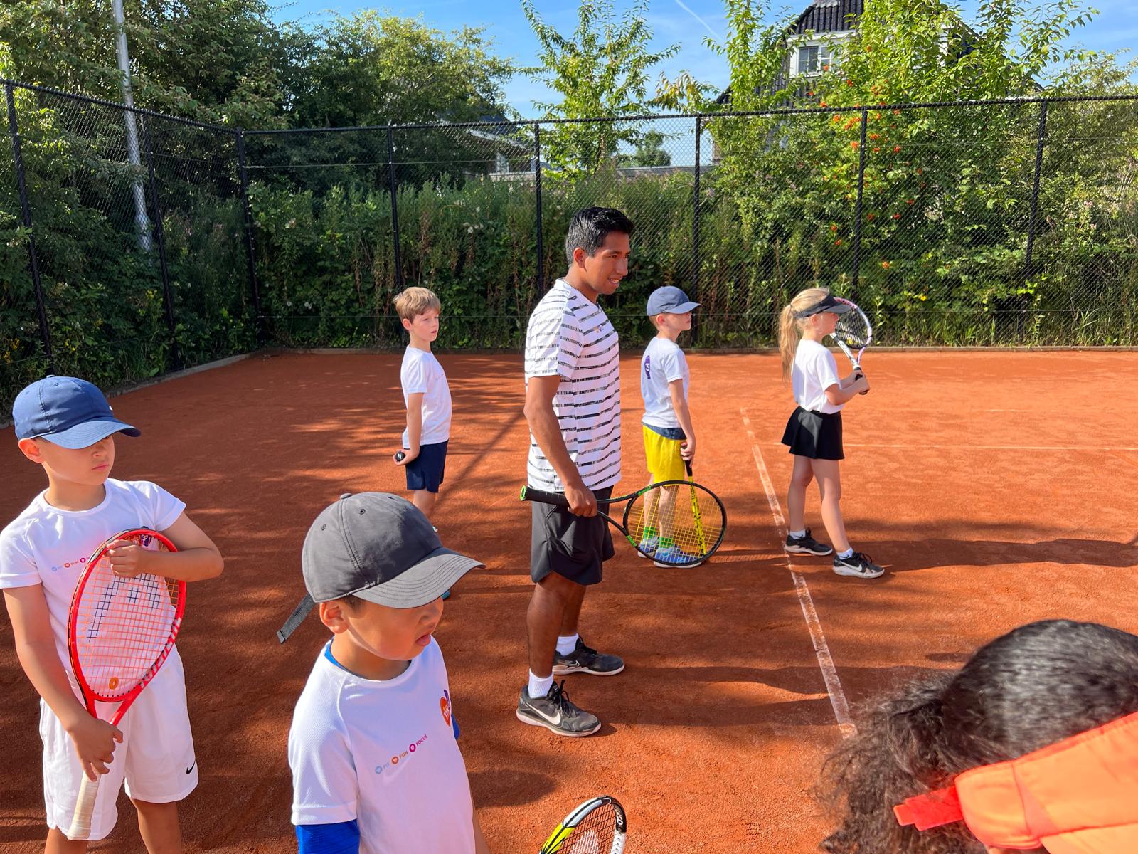 Coach instructions on clay – 359 tennis camp Amstelveen