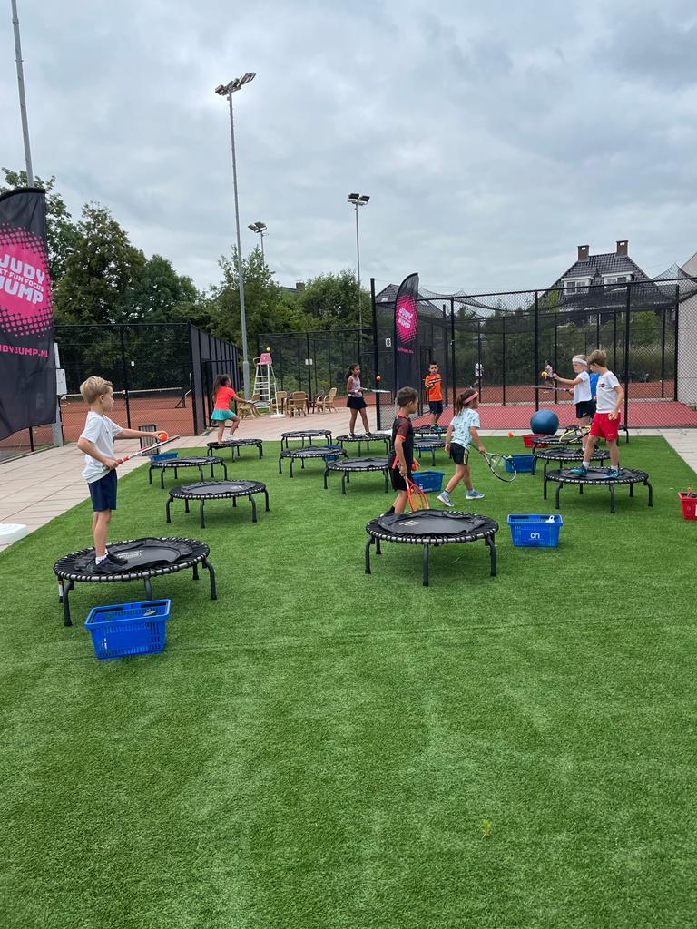 Sports and games in the camp activity area – 359 tennis camp Amstelveen