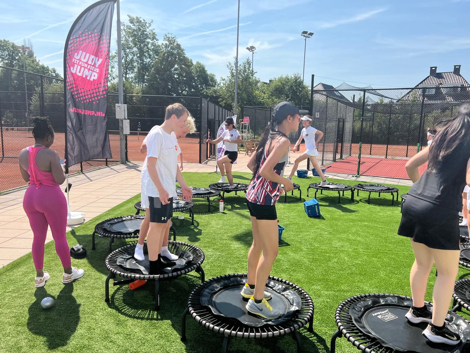 Jumping on the trampolines – 359 tennis camp Amstelveen