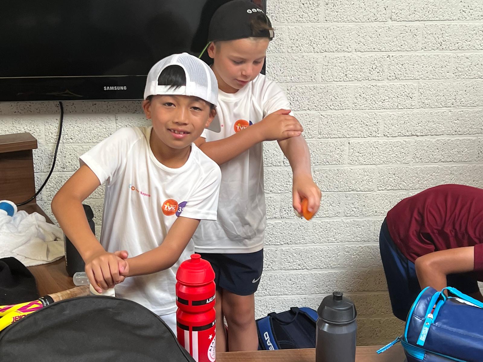 A quiet moment with tennis gear – 359 tennis camp Amstelveen