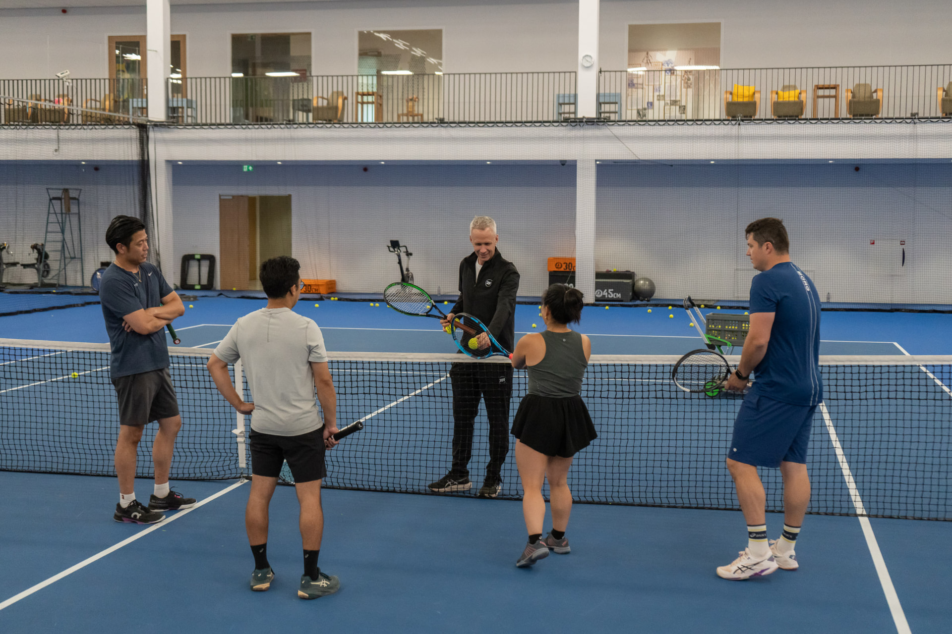 Adult tennis clinic indoors — 359.tennis, NTC Amstelveen