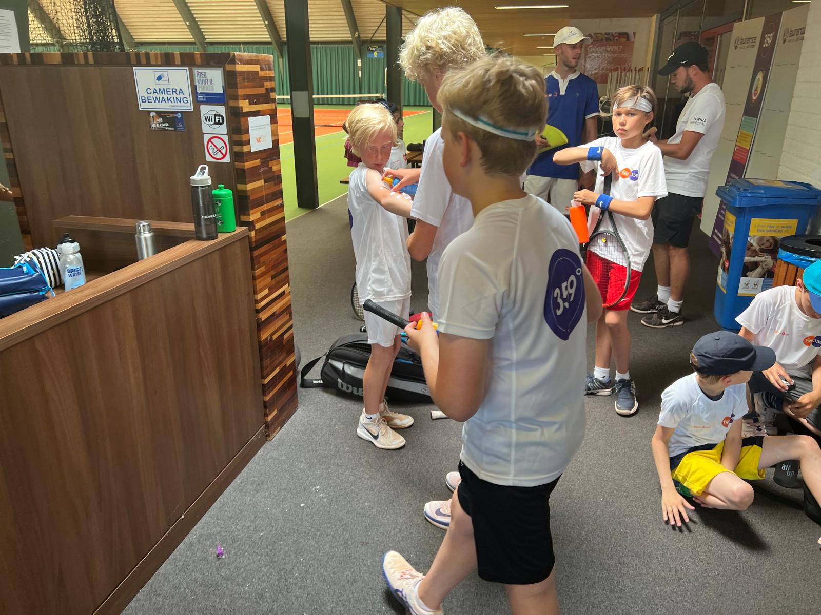 Getting ready for the tennis activity – 359 tennis camp Amstelveen
