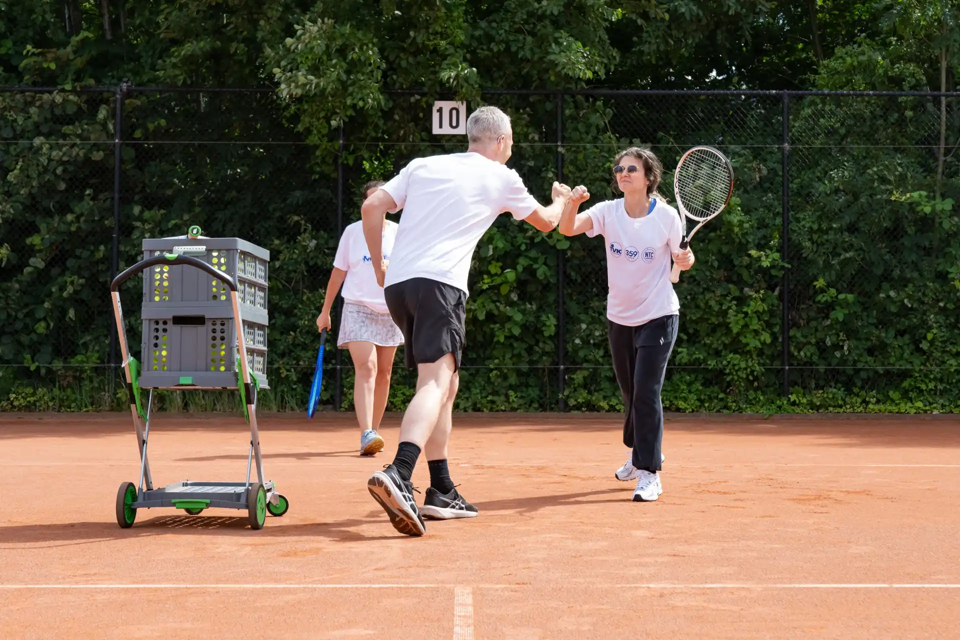 Do tennis players live longer? What the science really says